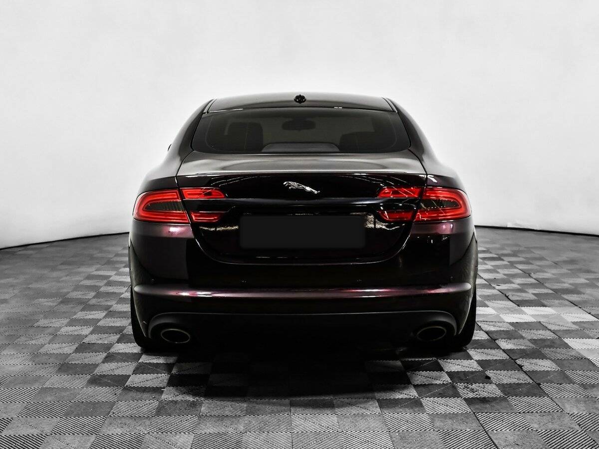 Jaguar XF с пробегом — 2011 год. Фото: #5