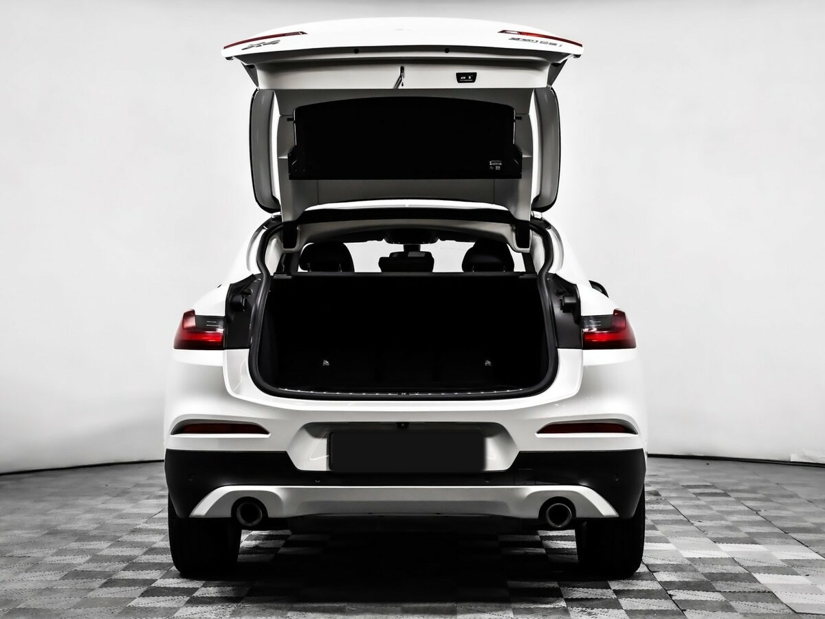 BMW X4 с пробегом — 2018 год. Фото: #16