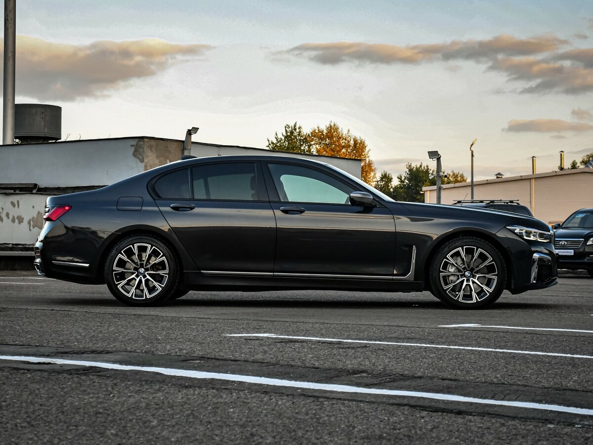 BMW 7 серии с пробегом — 2019 год. Фото: #3