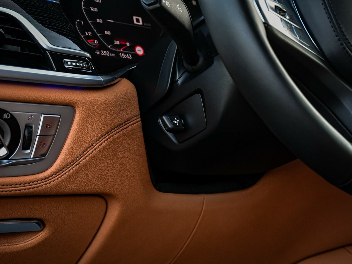 BMW 7 серии с пробегом — 2019 год. Фото: #20