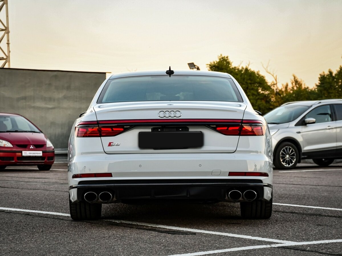 Audi S8 с пробегом — 2020 год. Фото: #4