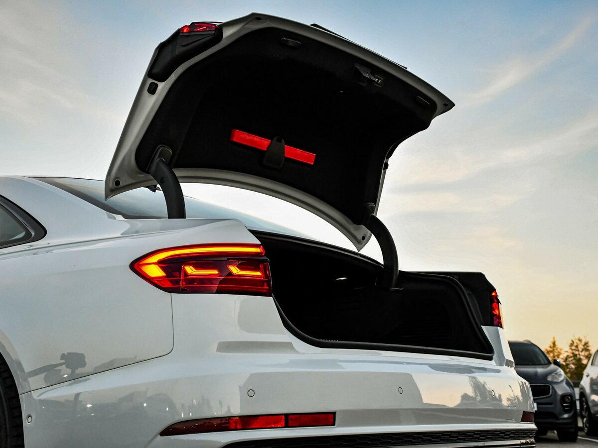 Audi S8 с пробегом — 2020 год. Фото: #32