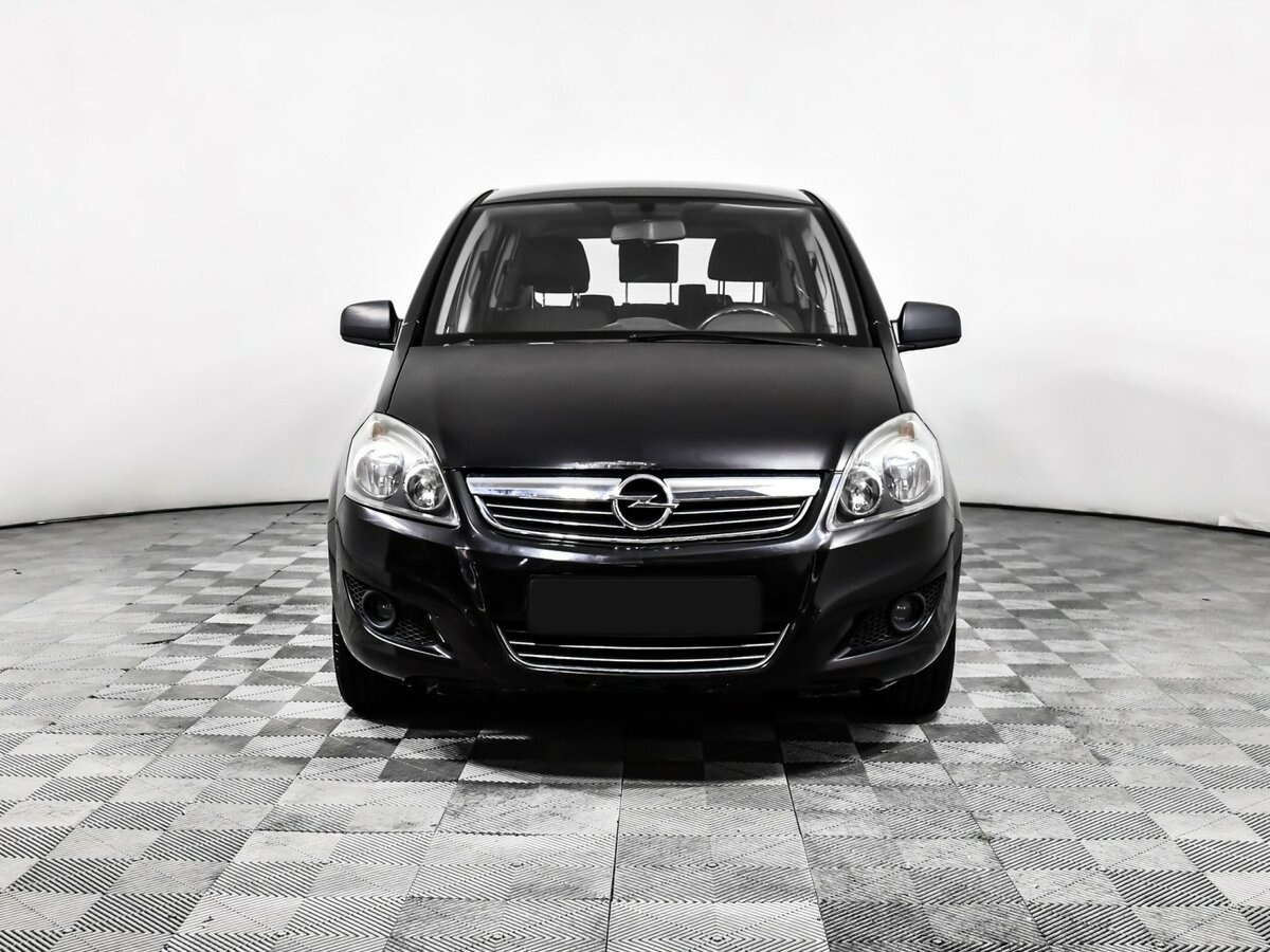 Opel Zafira с пробегом — 2010 год. Фото: #1