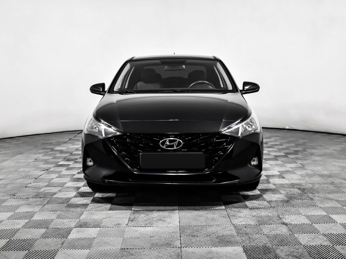 Hyundai Solaris с пробегом — 2021 год. Фото: #1