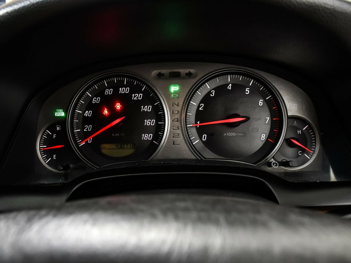 Toyota Mark II с пробегом — 2001 год. Фото: #7