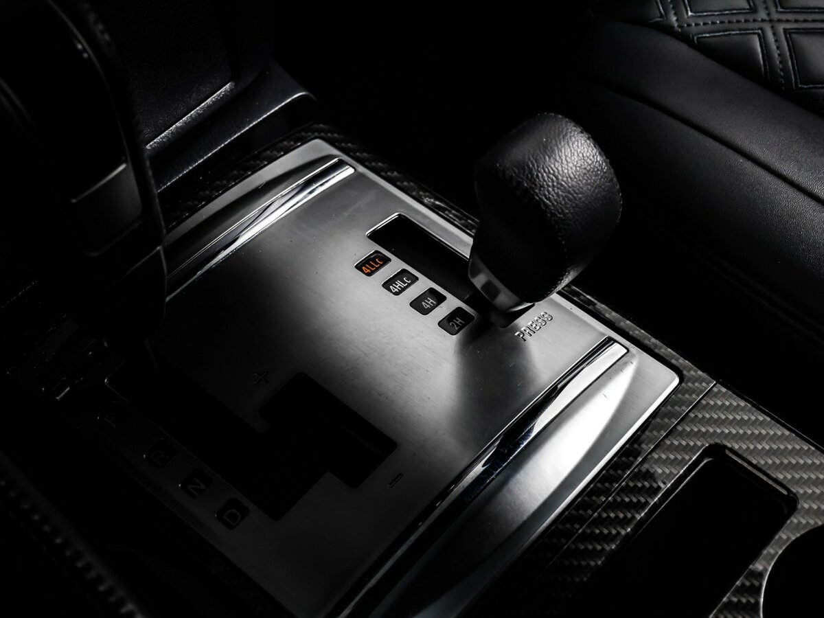 Mitsubishi Pajero с пробегом — 2019 год. Фото: #19