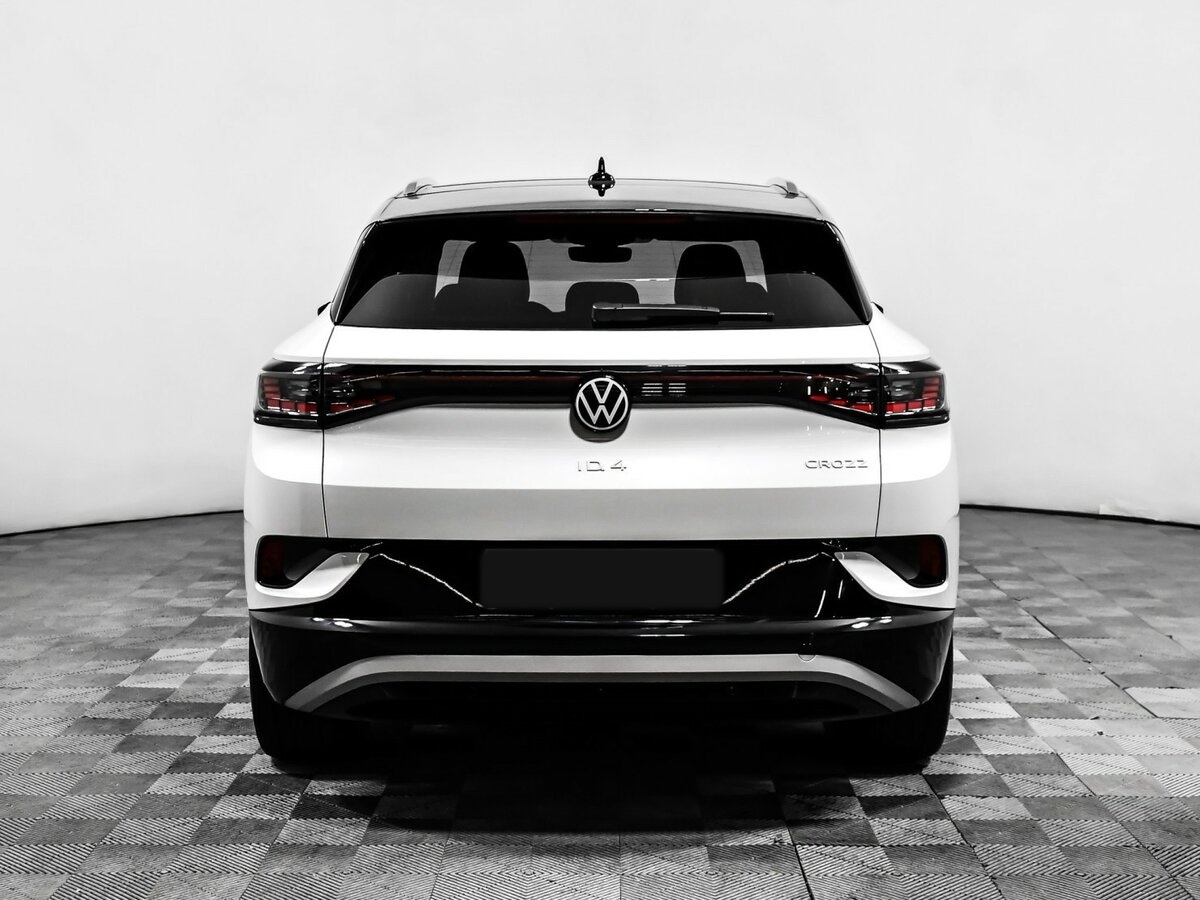 Volkswagen ID.4 с пробегом — 2023 год. Фото: #4