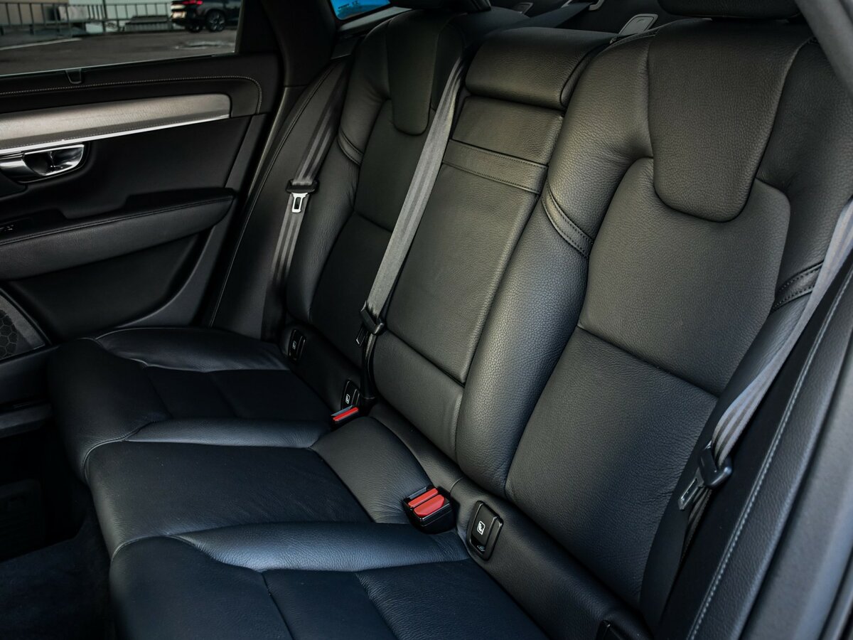 Volvo S90 с пробегом — 2020 год. Фото: #12