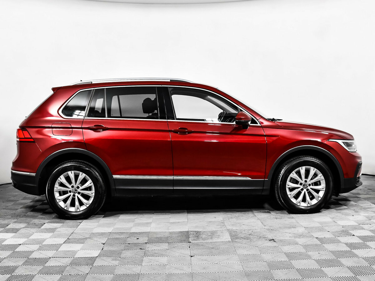 Volkswagen Tiguan с пробегом — 2020 год. Фото: #3