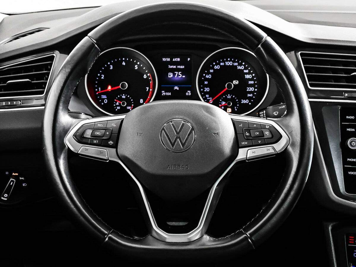 Volkswagen Tiguan с пробегом — 2020 год. Фото: #11