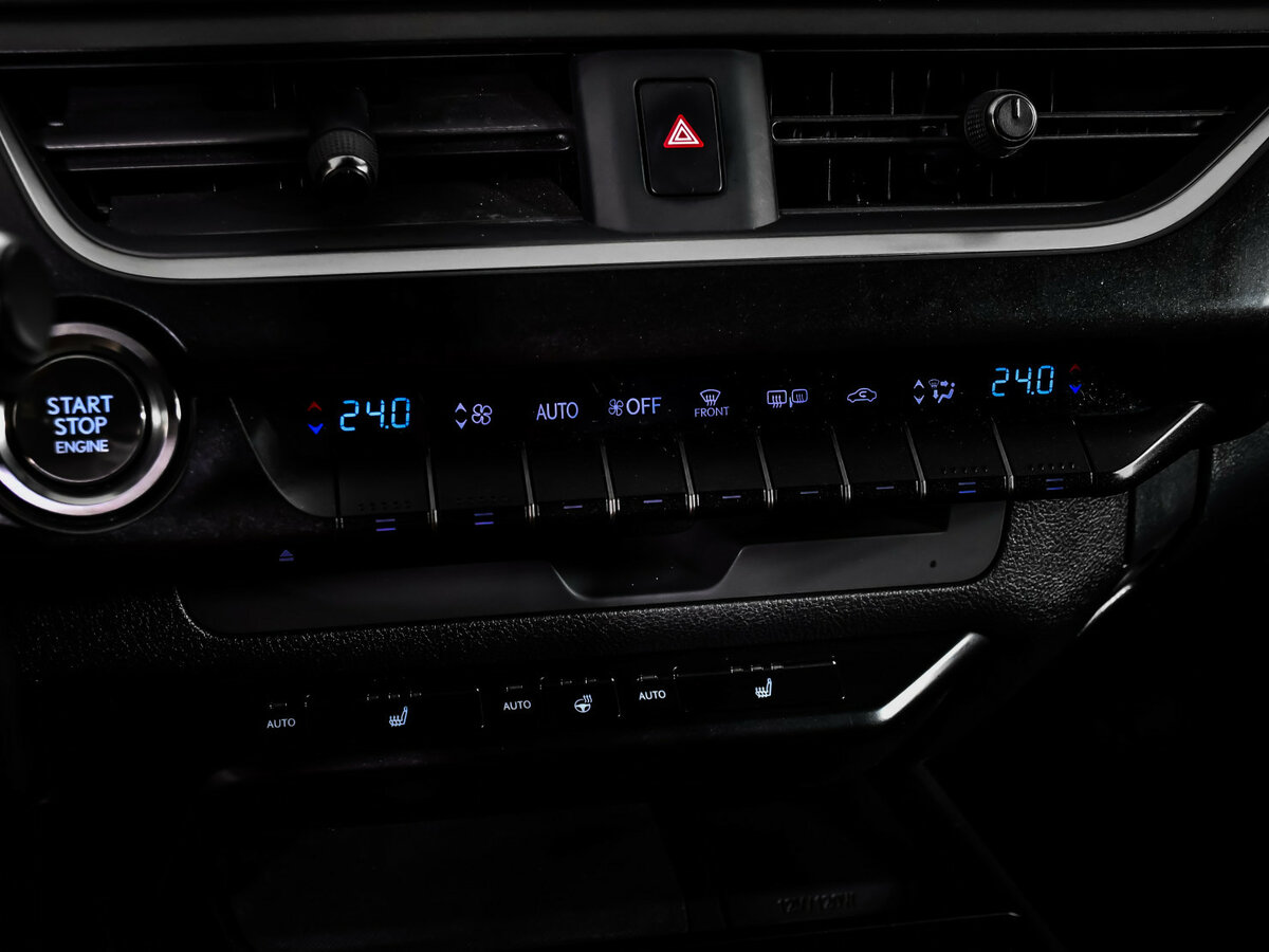 Lexus UX с пробегом — 2021 год. Фото: #13