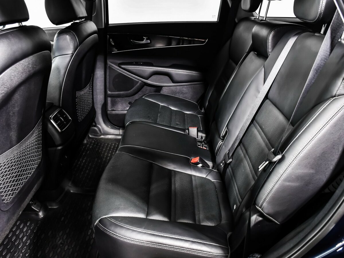 Kia Sorento с пробегом — 2019 год. Фото: #9