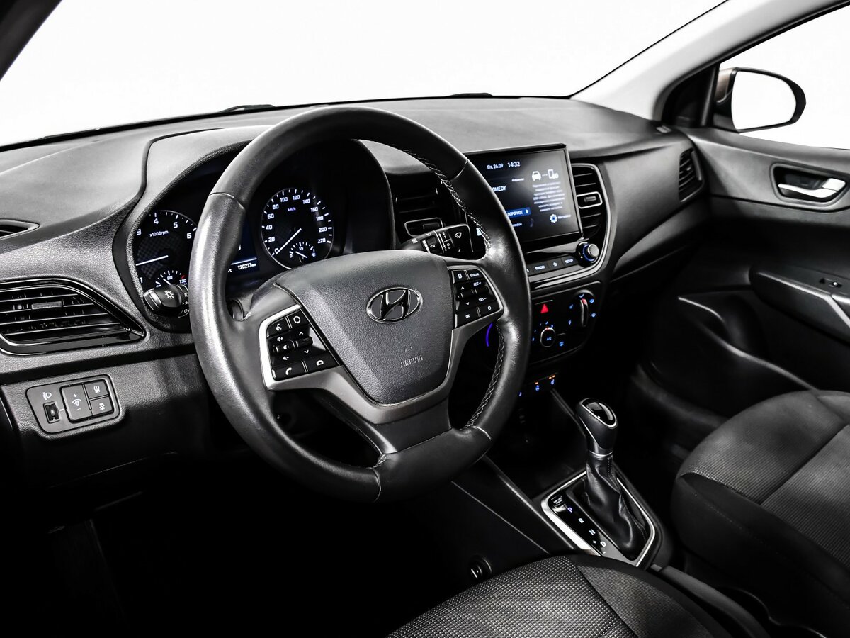 Hyundai Solaris с пробегом — 2020 год. Фото: #10