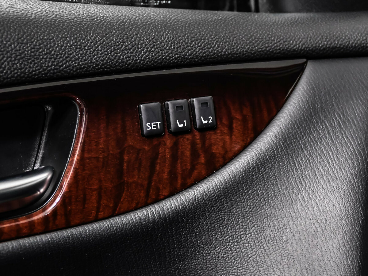 Infiniti QX50 с пробегом — 2015 год. Фото: #12