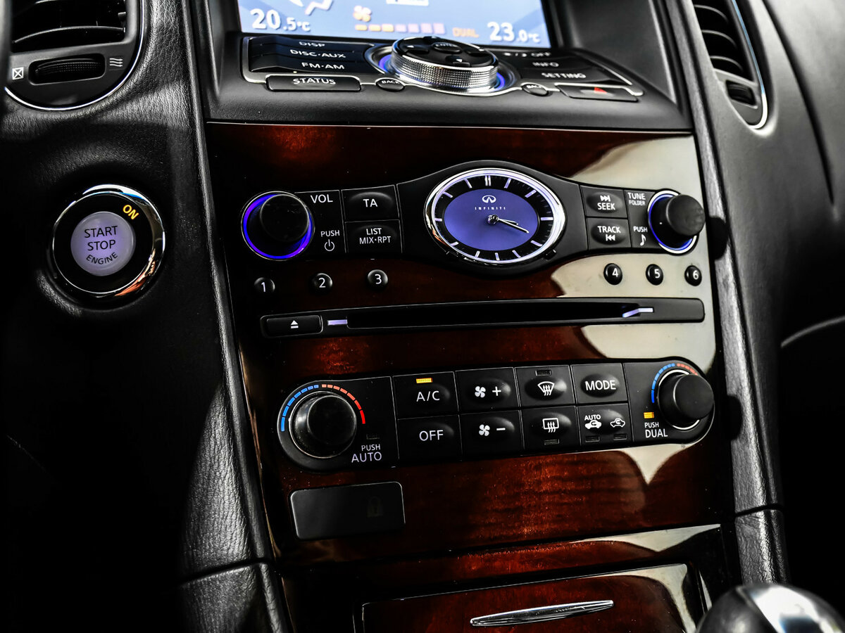 Infiniti QX50 с пробегом — 2015 год. Фото: #17