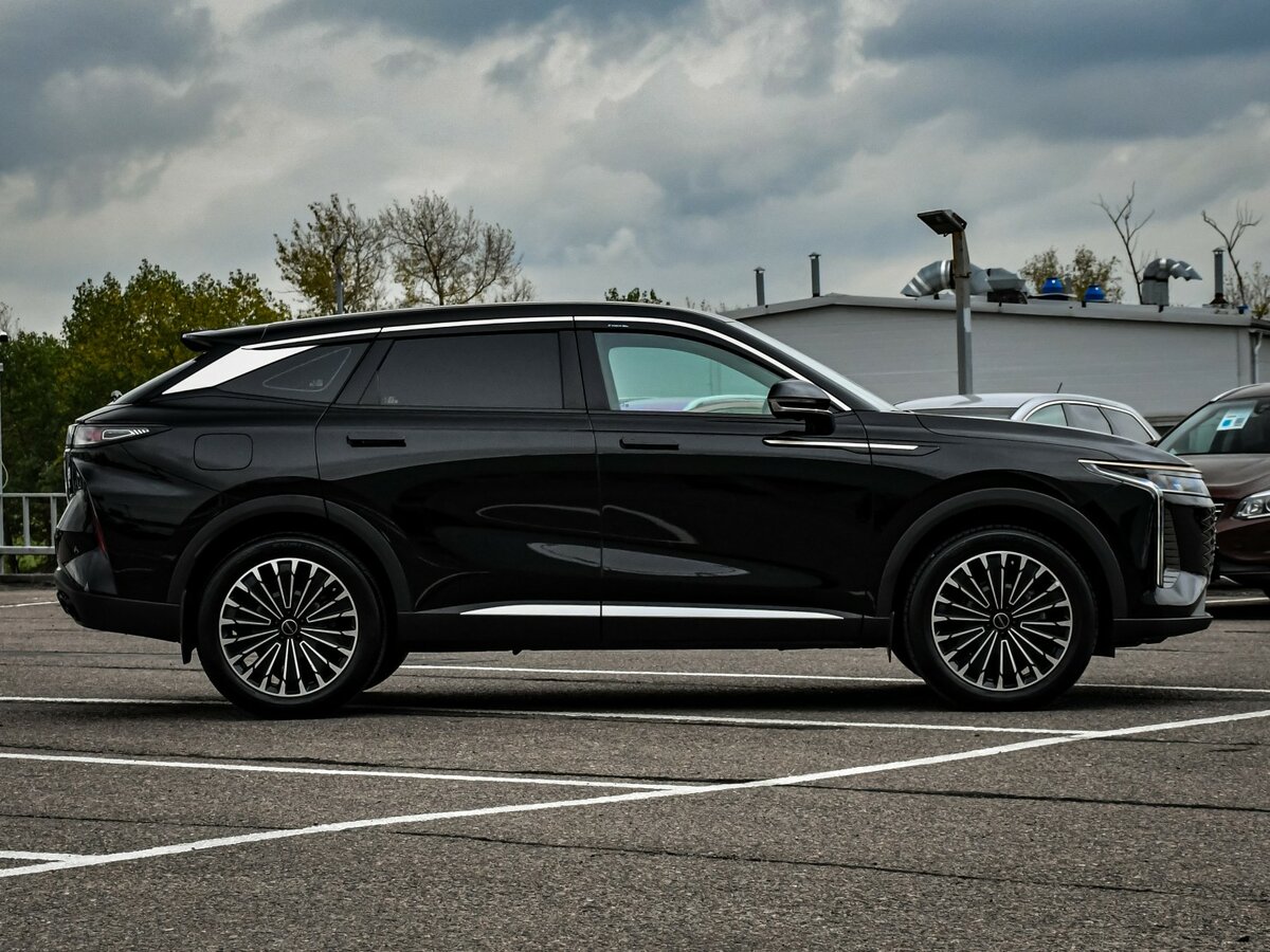 EXEED RX с пробегом — 2023 год. Фото: #3