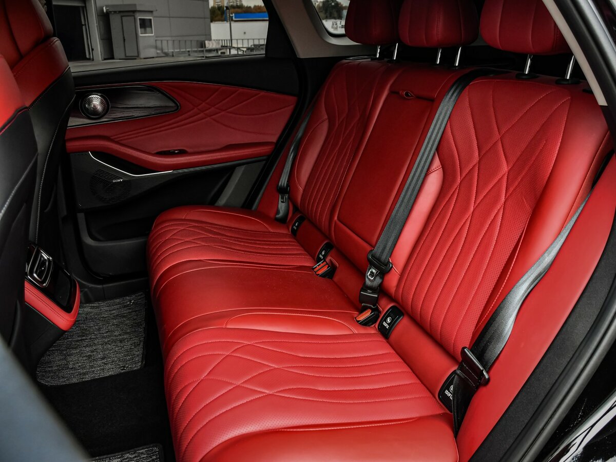 EXEED RX с пробегом — 2023 год. Фото: #11