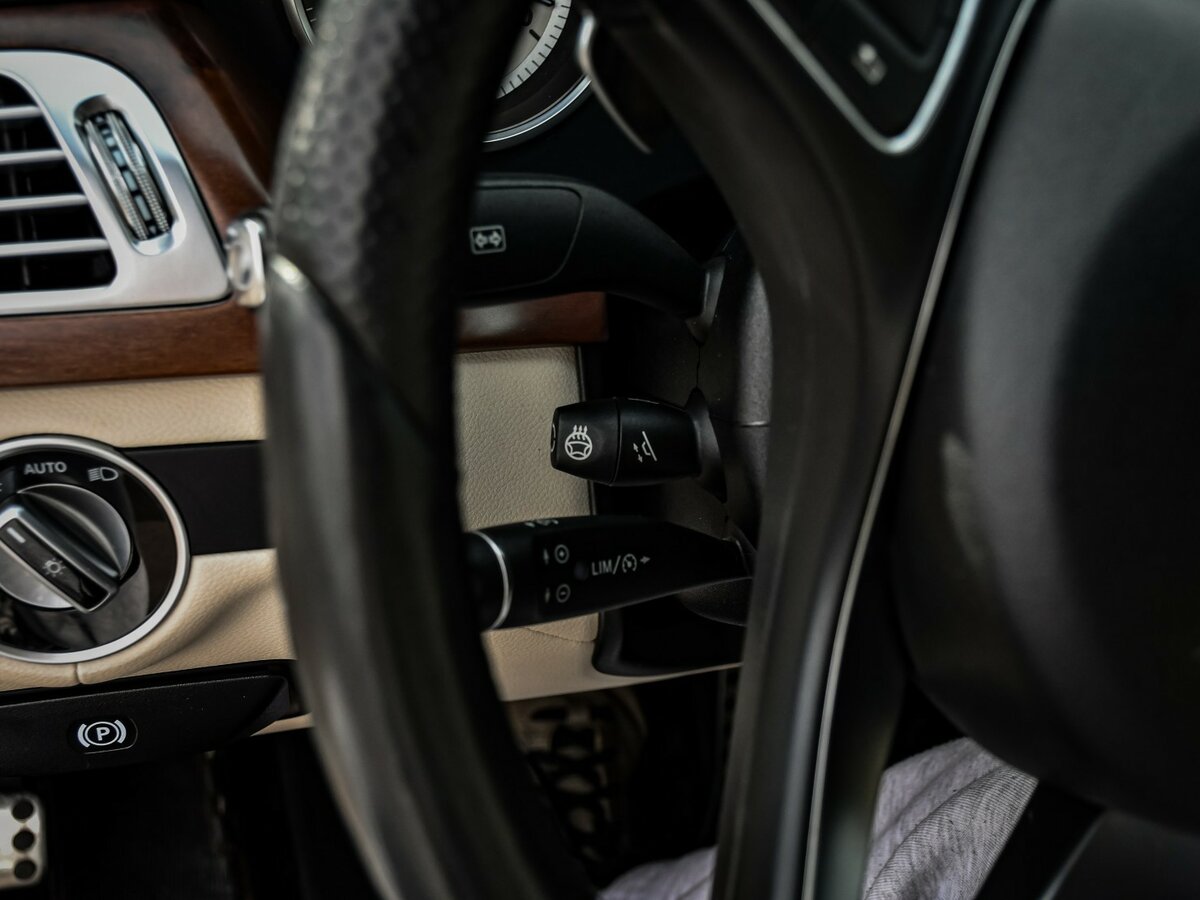 Mercedes-Benz CLS с пробегом — 2016 год. Фото: #20