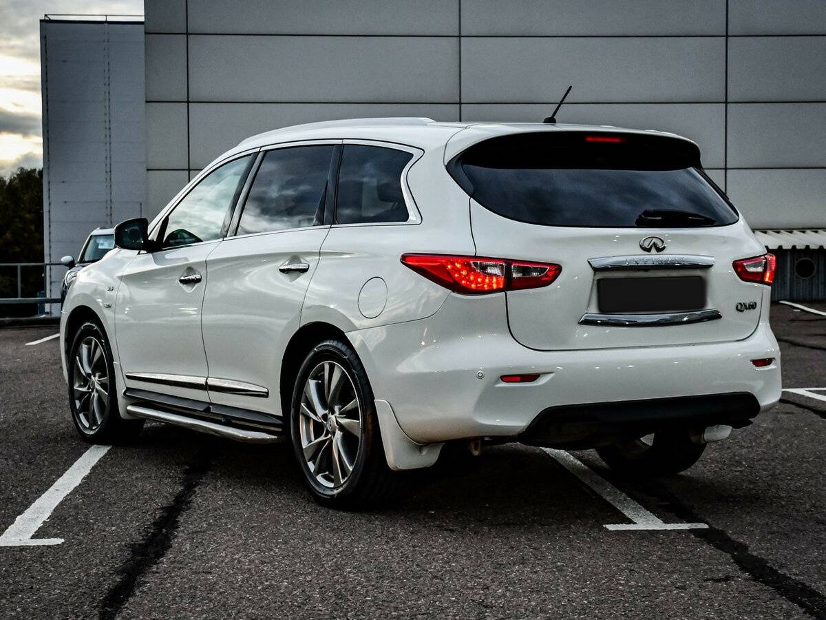 Infiniti QX60 с пробегом — 2014 год. Фото: #6