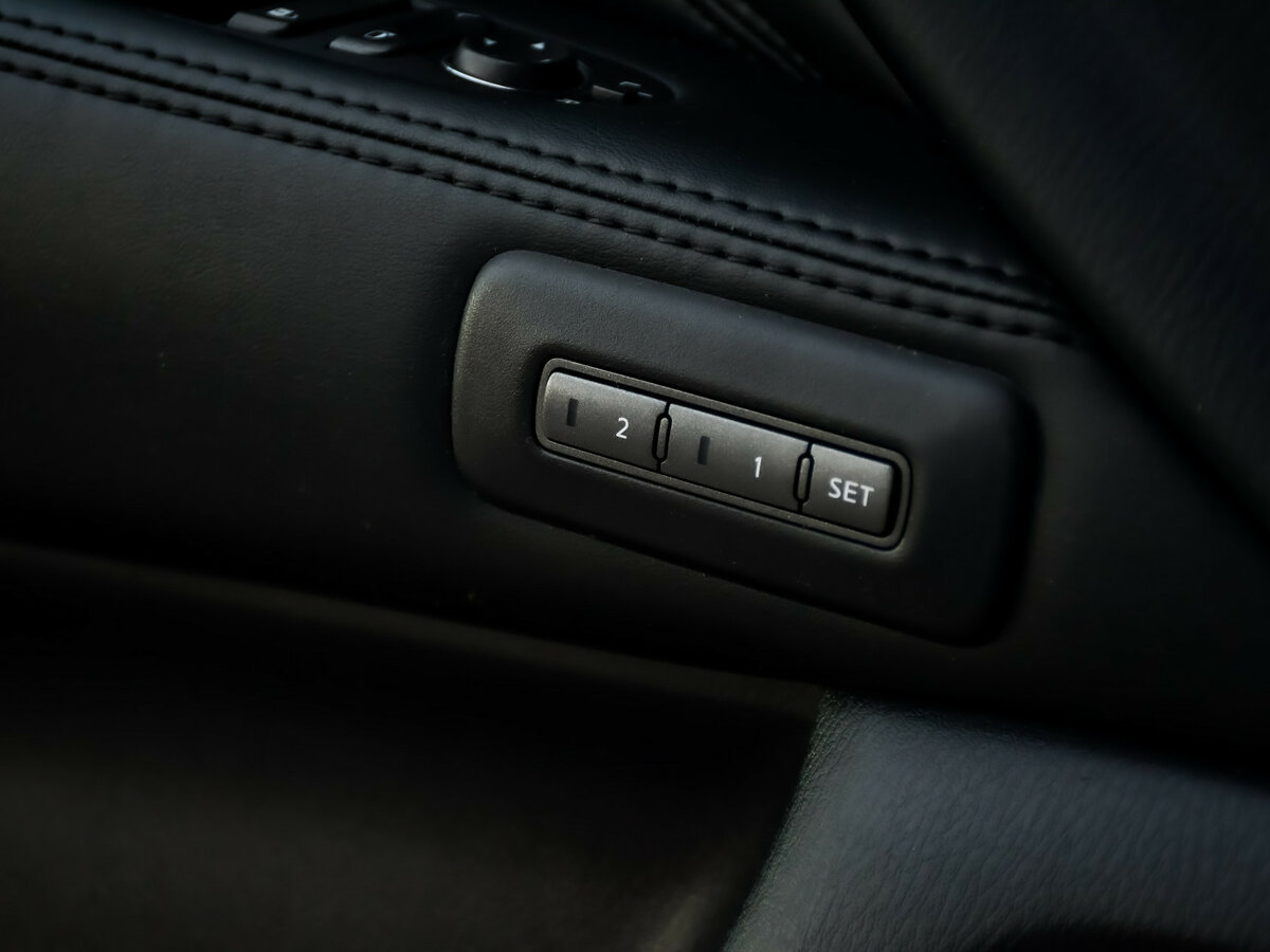 Infiniti QX60 с пробегом — 2014 год. Фото: #18