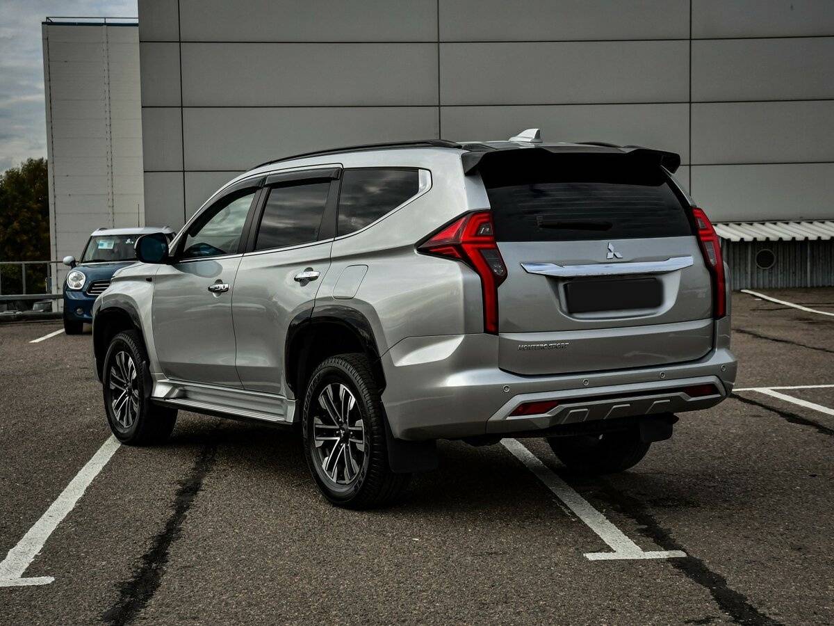 Mitsubishi Montero Sport с пробегом — 2022 год. Фото: #6