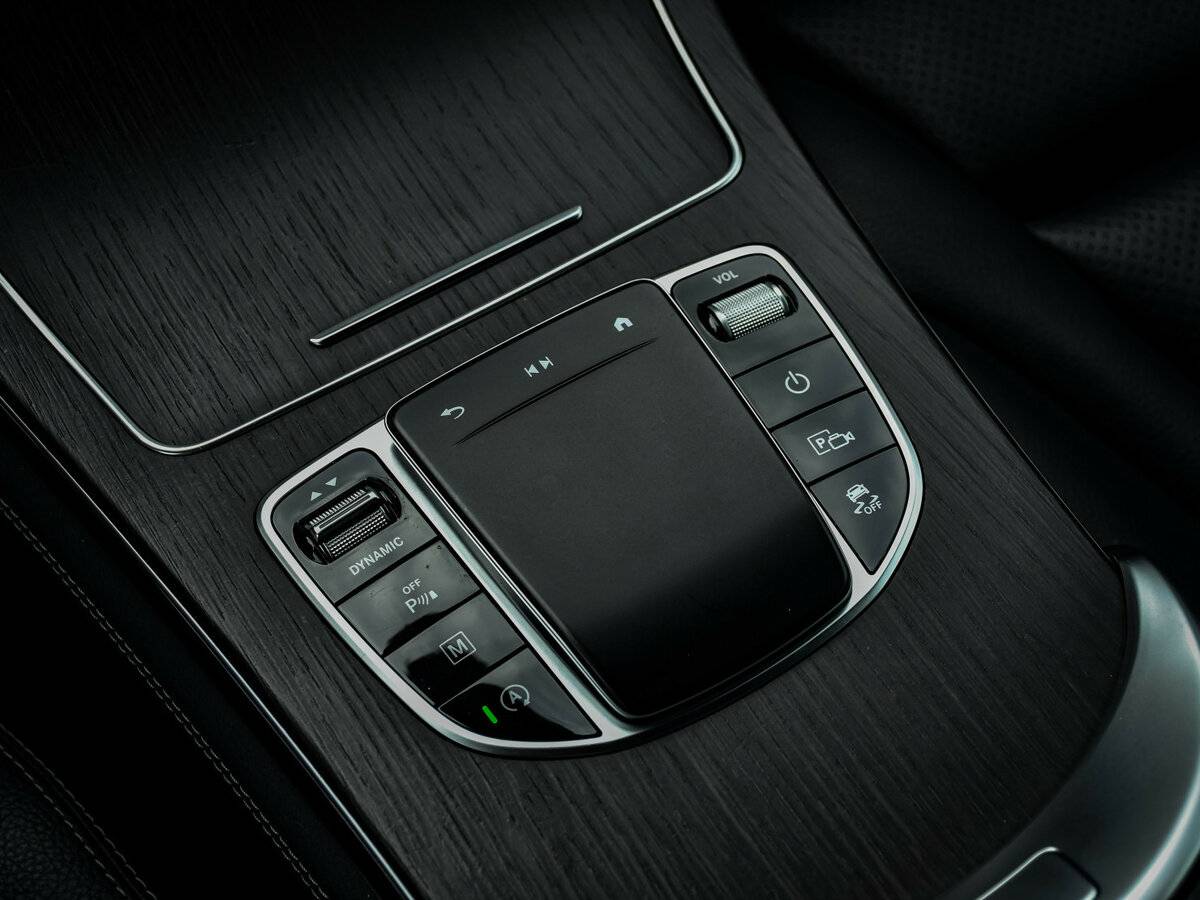 Mercedes-Benz GLC с пробегом — 2020 год. Фото: #17