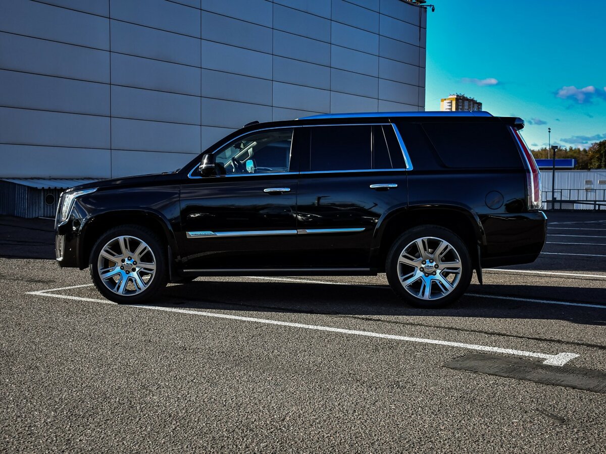 Cadillac Escalade с пробегом — 2018 год. Фото: #7