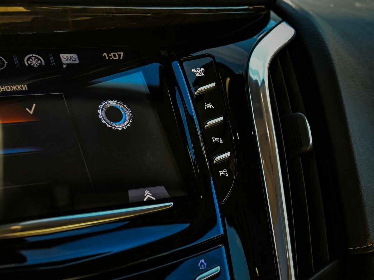 Cadillac Escalade с пробегом — 2018 год. Фото: #25