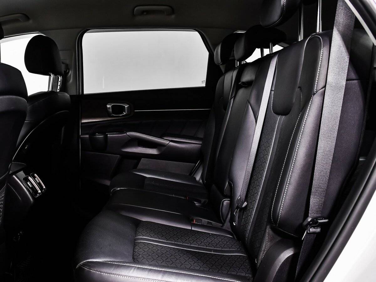 Kia Sorento с пробегом — 2020 год. Фото: #10