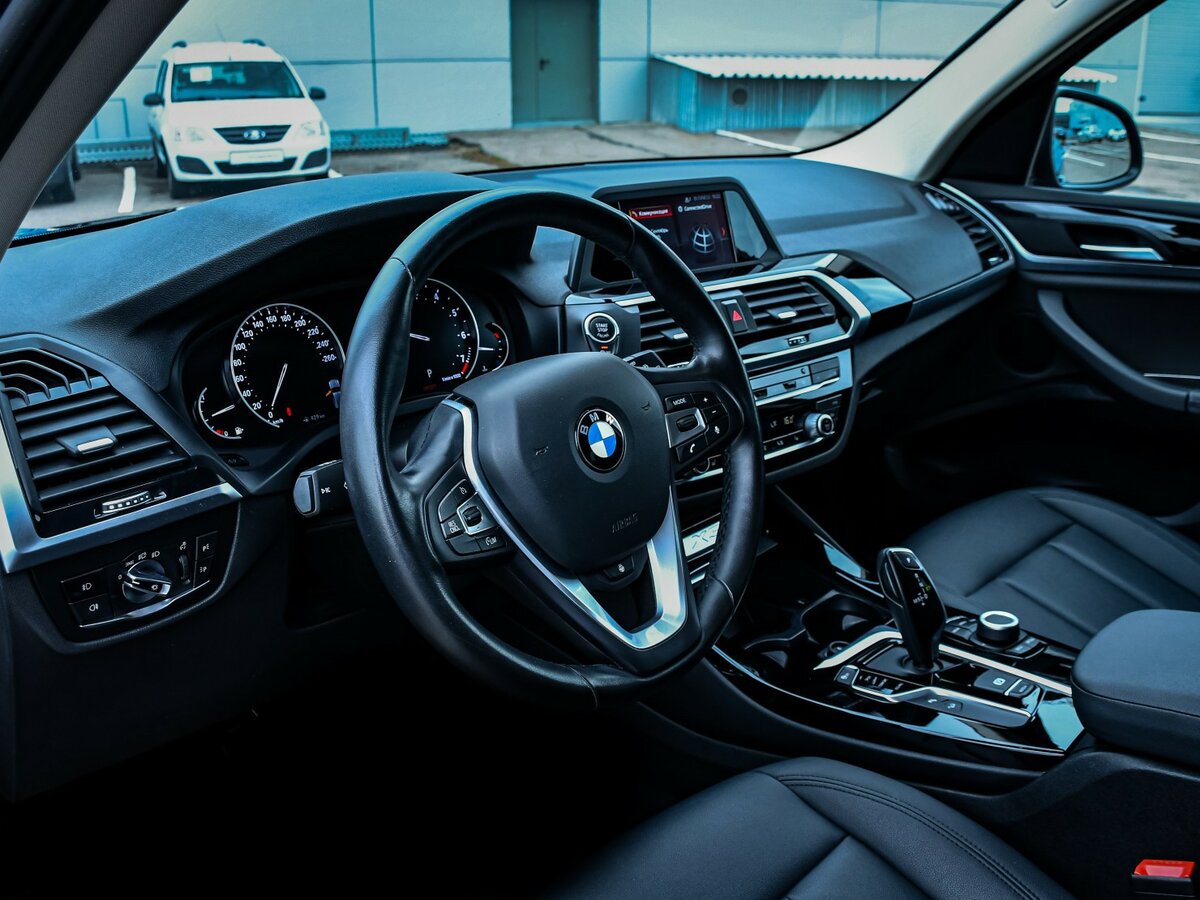 BMW X3 с пробегом — 2018 год. Фото: #11