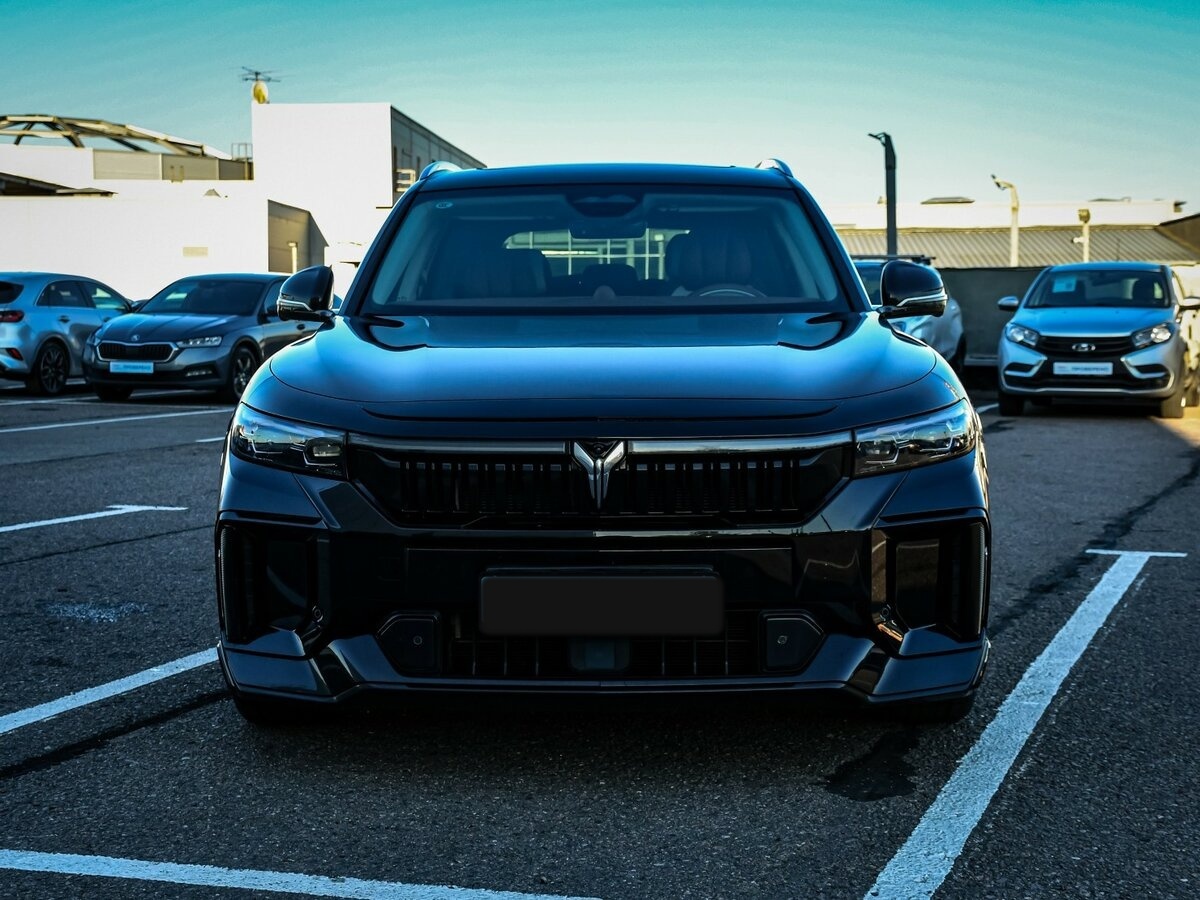 Voyah Free с пробегом — 2023 год. Фото: #1