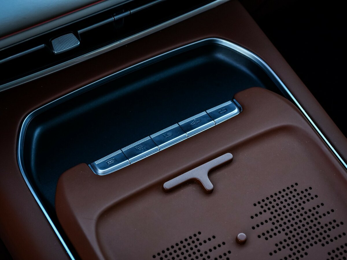 Voyah Free с пробегом — 2023 год. Фото: #17