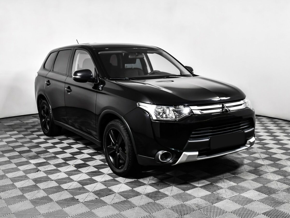 Mitsubishi Outlander с пробегом — 2014 год. Фото: #2