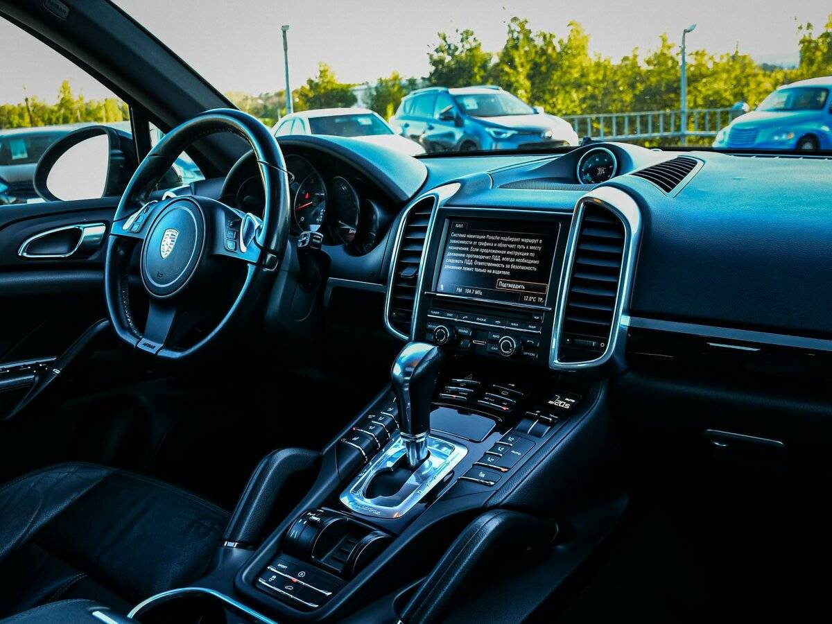 Porsche Cayenne с пробегом — 2011 год. Фото: #8