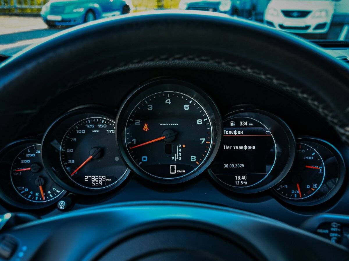 Porsche Cayenne с пробегом — 2011 год. Фото: #9