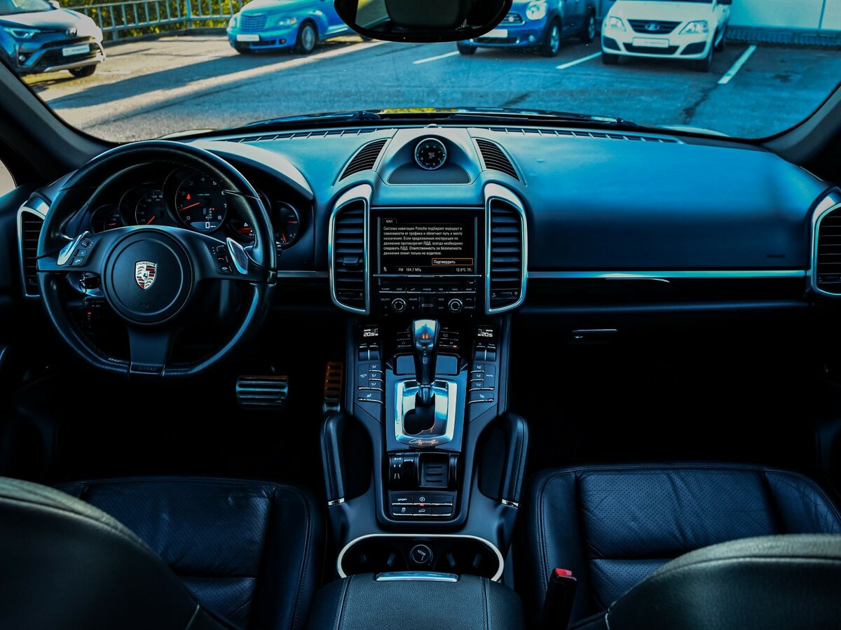 Porsche Cayenne с пробегом — 2011 год. Фото: #10