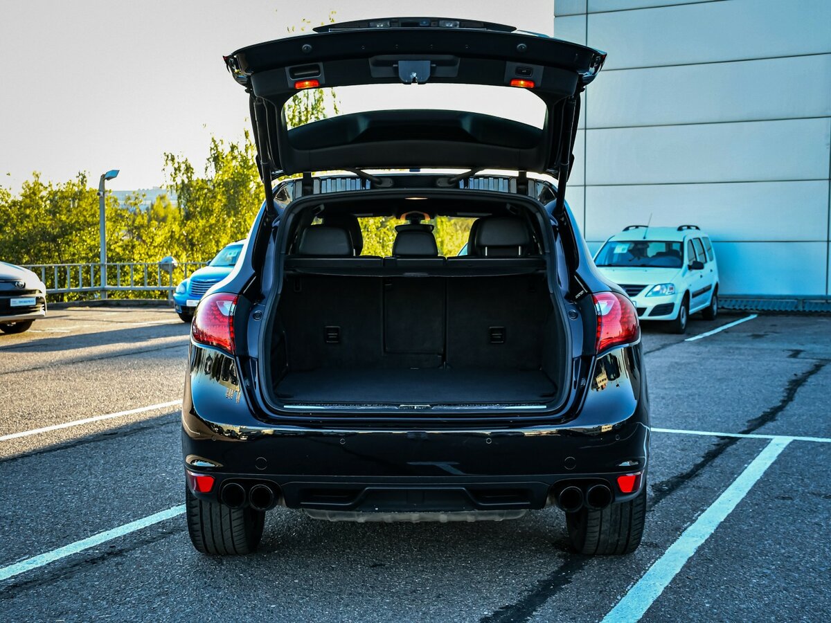 Porsche Cayenne с пробегом — 2011 год. Фото: #14