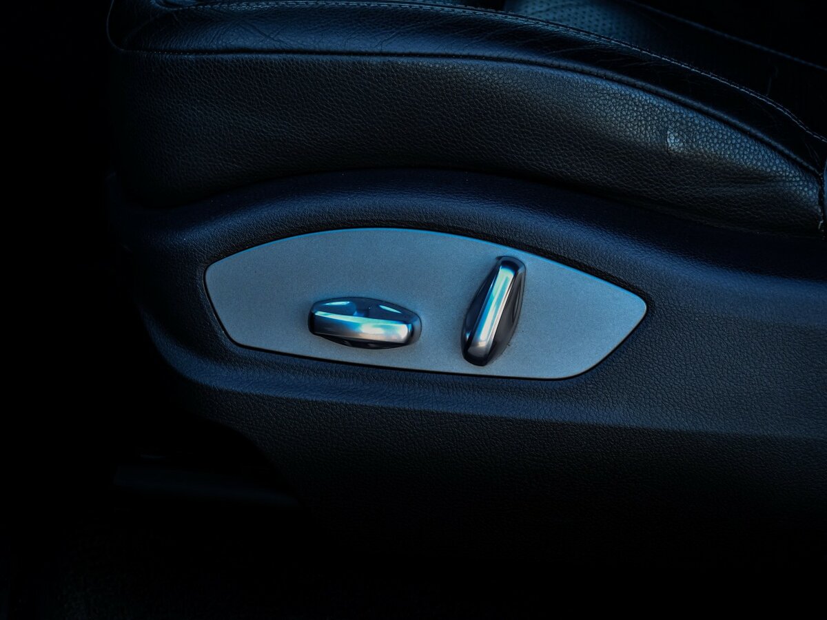 Porsche Cayenne с пробегом — 2011 год. Фото: #15