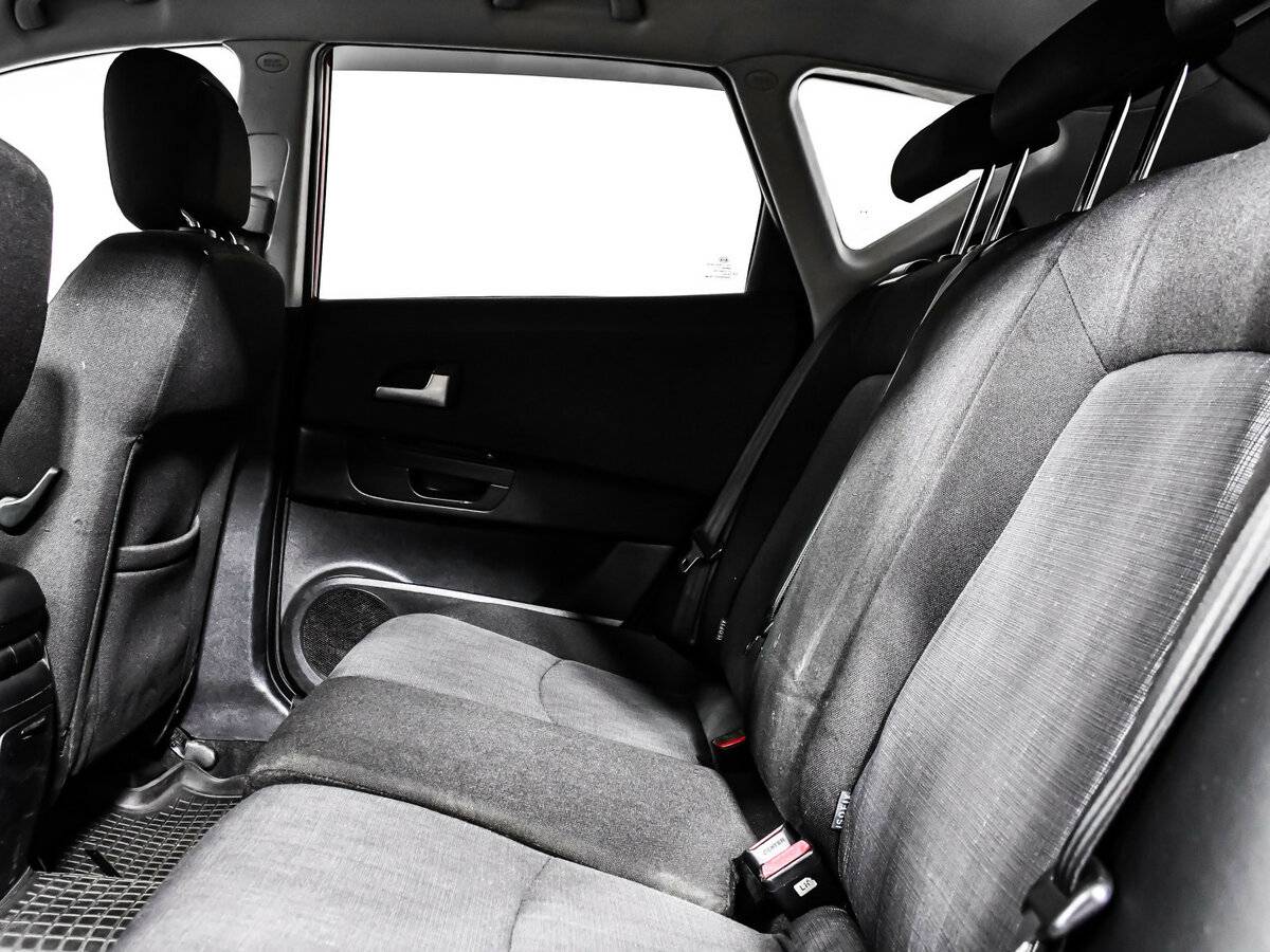 Kia Ceed с пробегом — 2011 год. Фото: #9