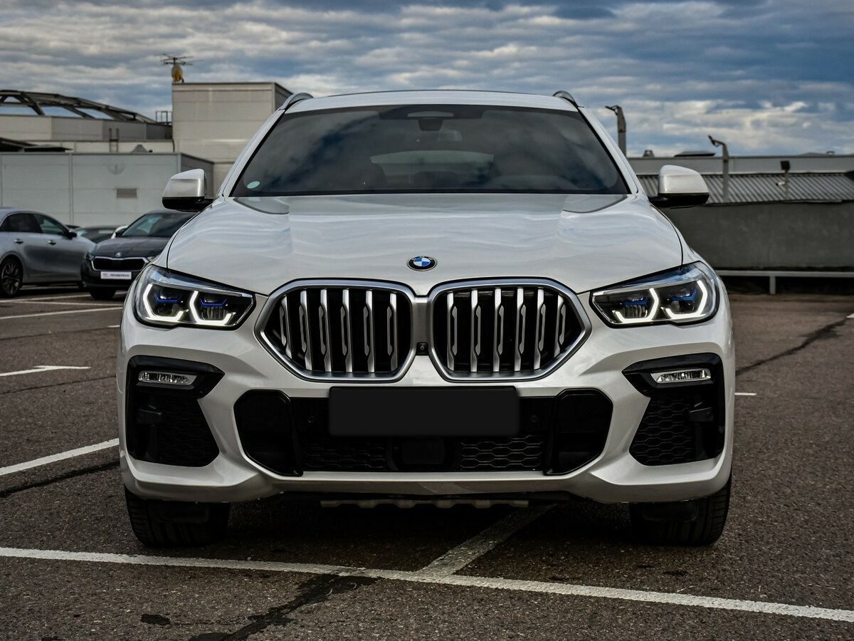 BMW X6 с пробегом — 2019 год. Фото: #1