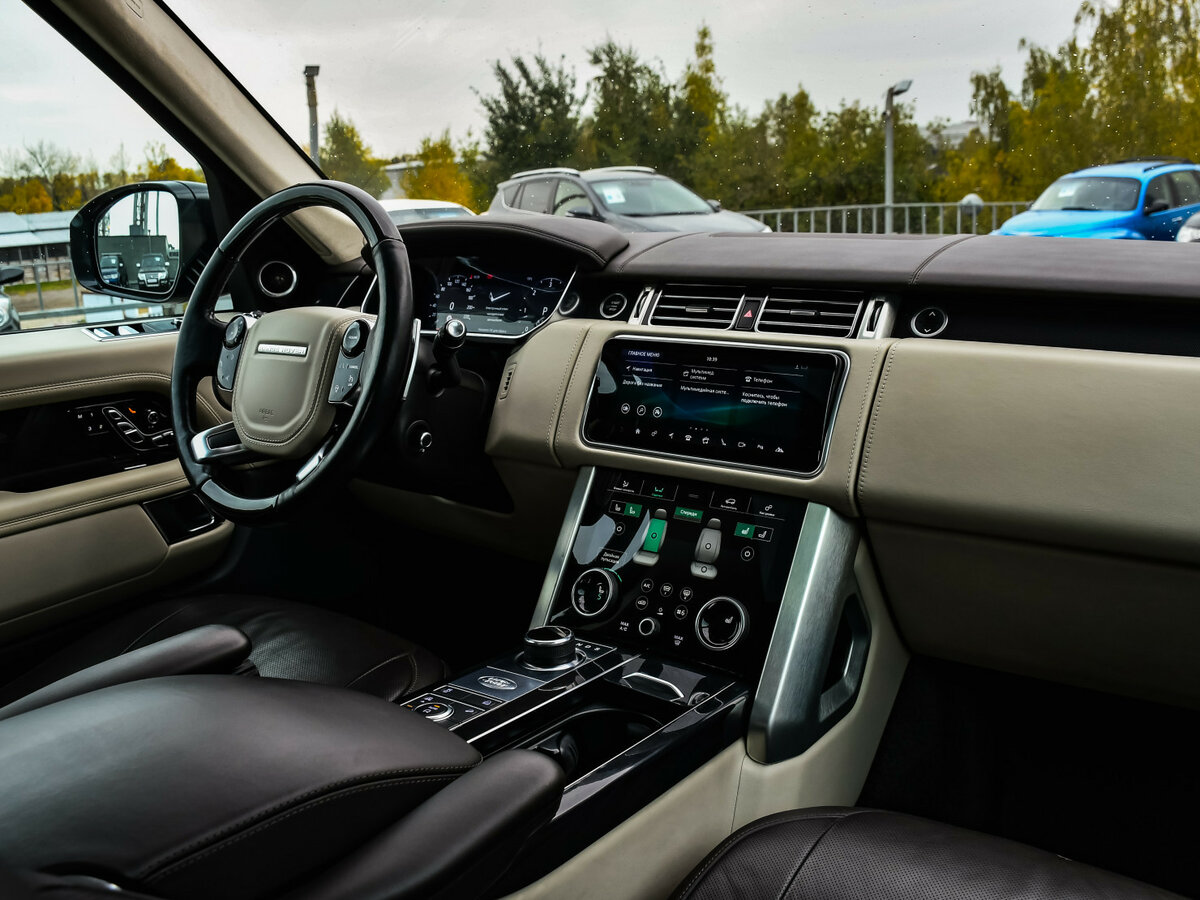 Land Rover Range Rover с пробегом — 2019 год. Фото: #12