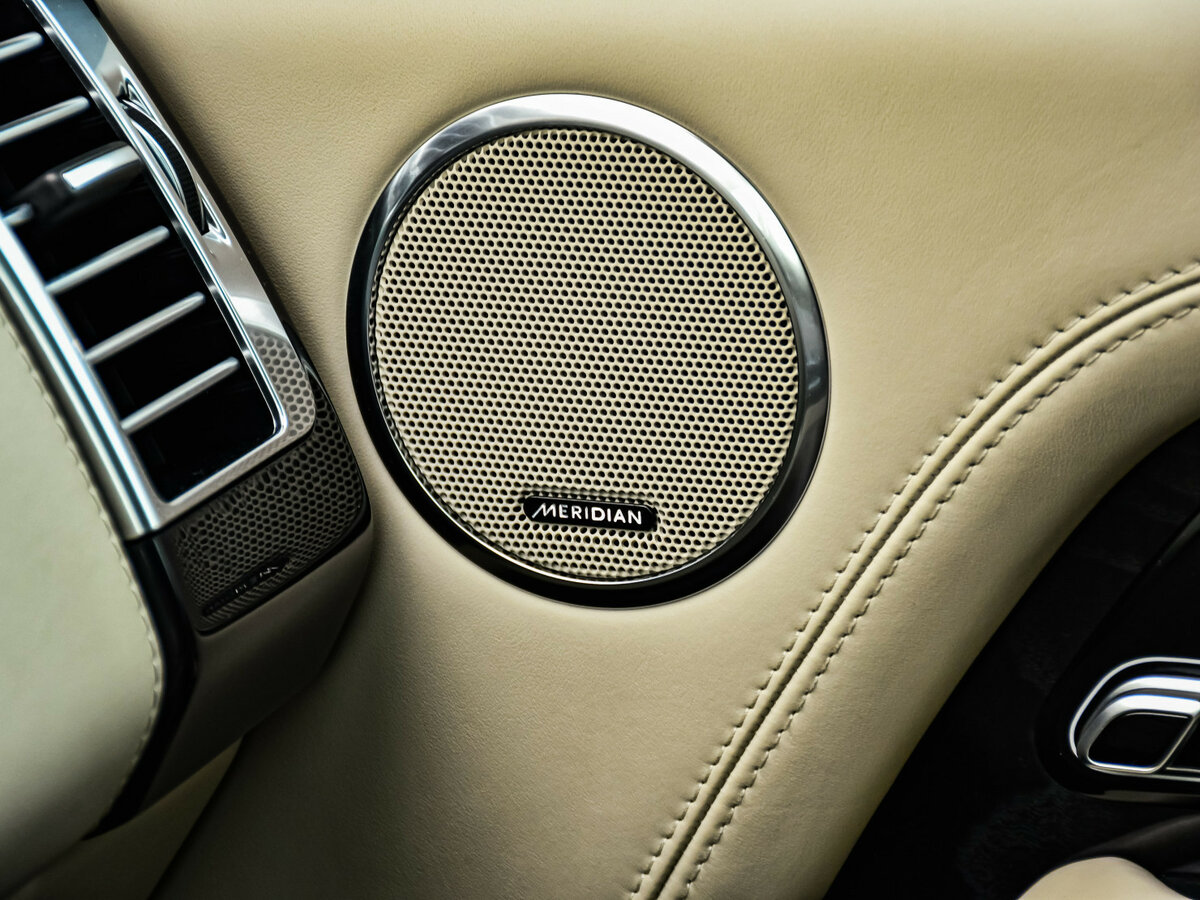 Land Rover Range Rover с пробегом — 2019 год. Фото: #25