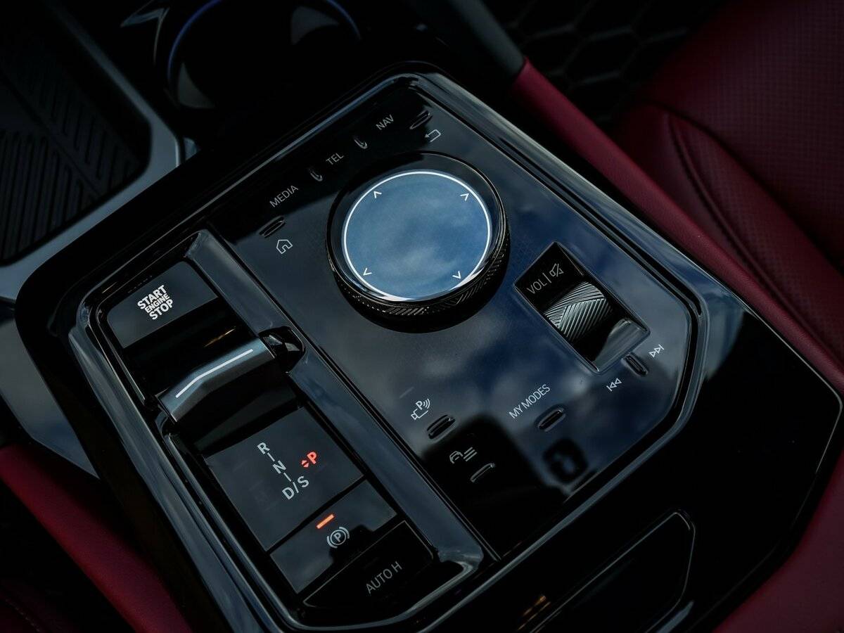 BMW 5 серии с пробегом — 2024 год. Фото: #21