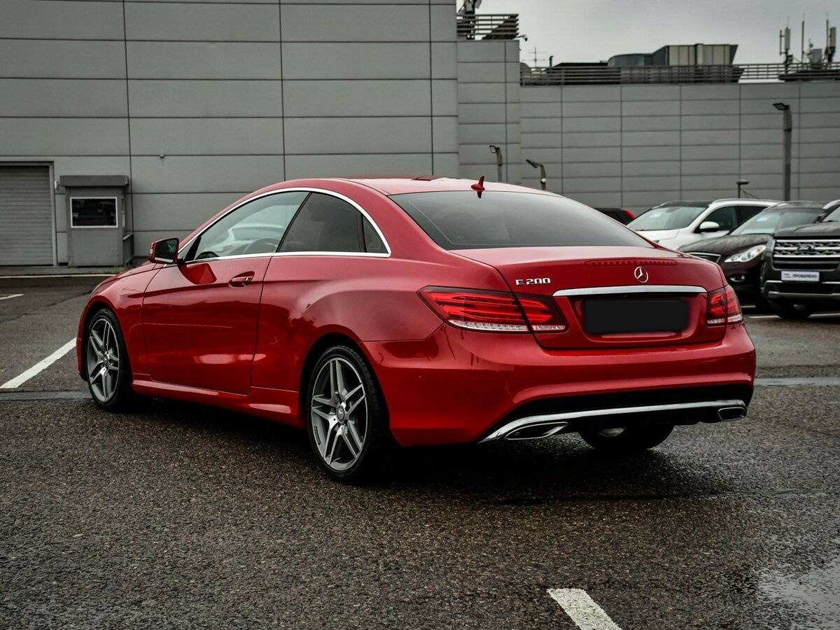 Mercedes-Benz E-Класс с пробегом — 2015 год. Фото: #6