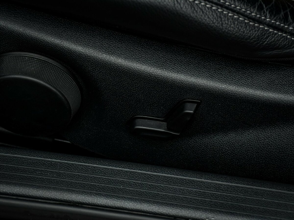 Mercedes-Benz E-Класс с пробегом — 2015 год. Фото: #13