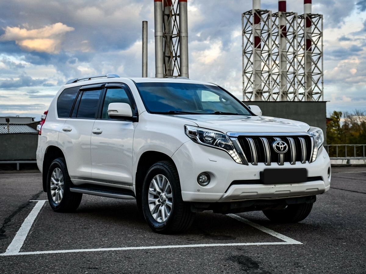Toyota Land Cruiser Prado с пробегом — 2014 год. Фото: #2