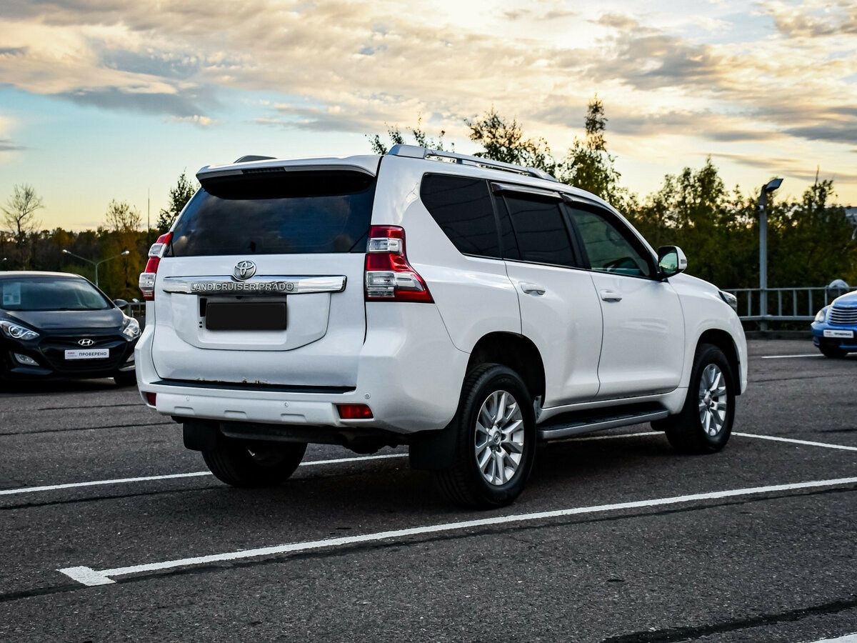 Toyota Land Cruiser Prado с пробегом — 2014 год. Фото: #4