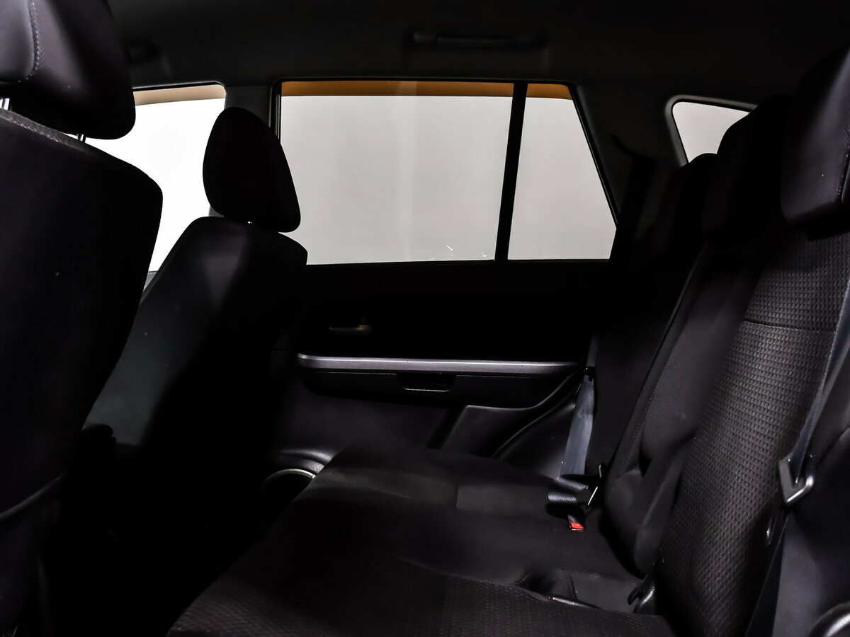 Suzuki Grand Vitara с пробегом — 2010 год. Фото: #12