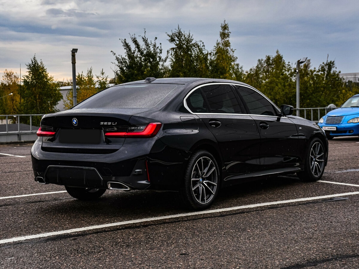 BMW 3 серии с пробегом — 2023 год. Фото: #4