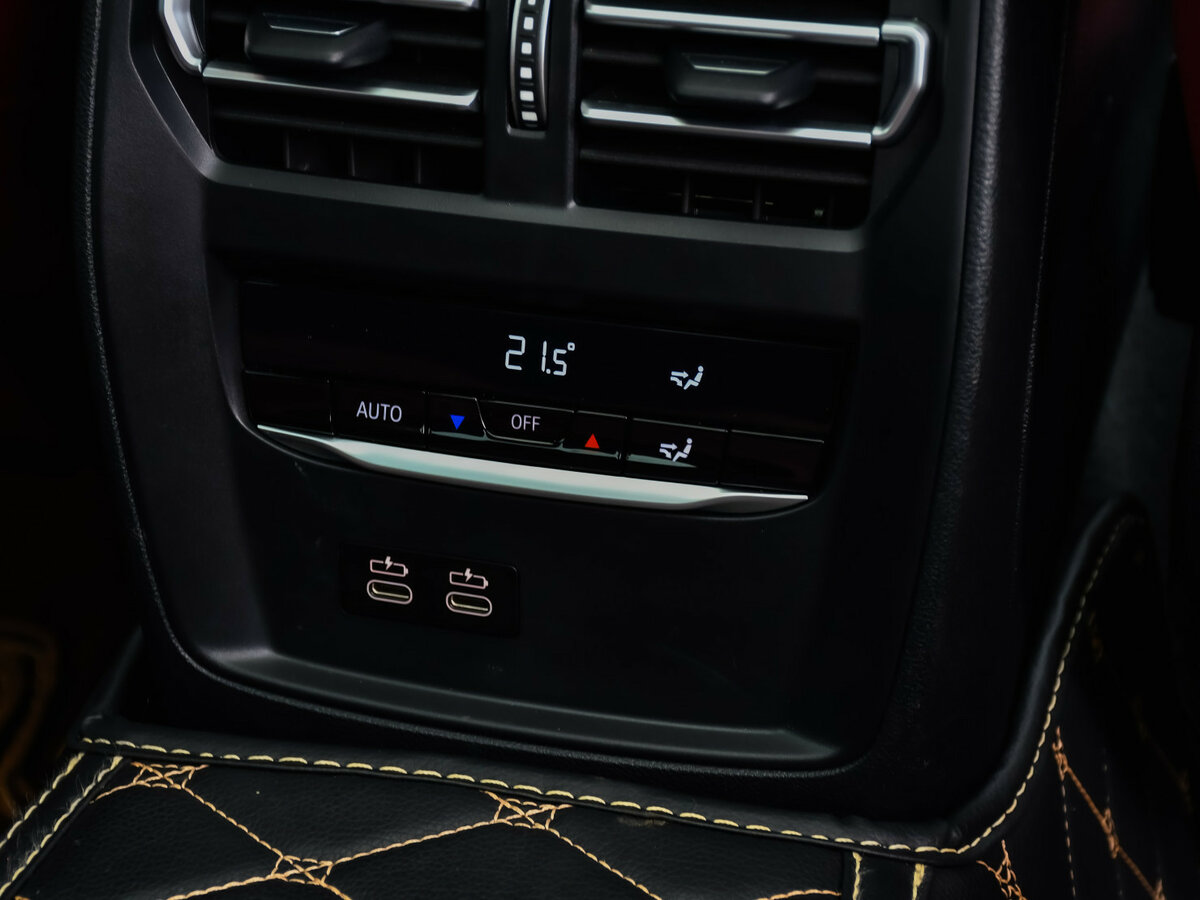 BMW 3 серии с пробегом — 2023 год. Фото: #13